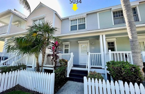Duck Key Villa | Villa 5034 on Duck Key Boat Slip Available - 2BD 2.5BA