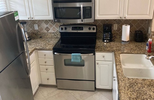 Marathon House | Villa 5053 on Duck Key Boat Slip Available - 2BD 2.5BA