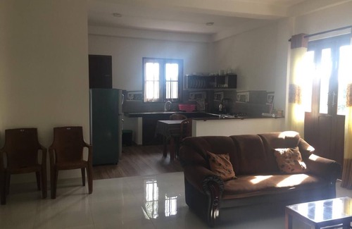 Thiranagama Apartment | Villa 51 ,Spacious 4-bedroom apartment with WiFi, AC in enchanting Hikkaduwa