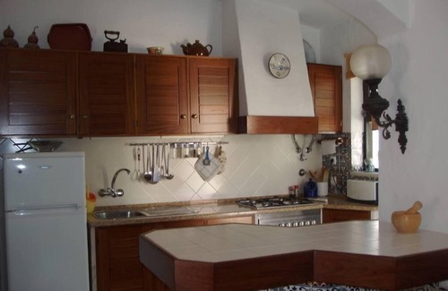 Areias de Sao Joao Villa | Villa 600 m from 2 beaches; 300 m nightlife; BBQ, internet, A/C