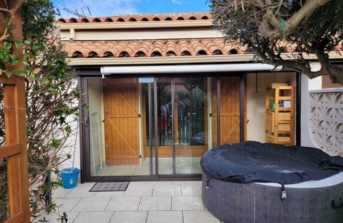 Le Barcares House | Villa 6p private spa sea air conditioning + nautical equipment (kayak and paddle)+velos
