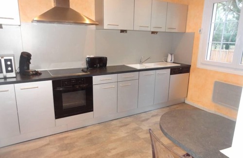 La Londe-les-Maures House | VILLA 7 PRSONNES CLIM (11pers optional)