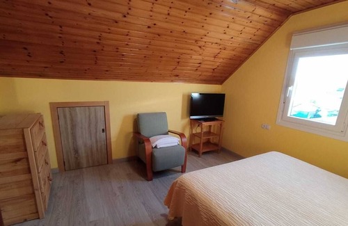 Sanxenxo Villa | Villa A 50 MTS Playa EN Sanxenxo, 5 Dorm, Wifi, Jardín, Barbacoa