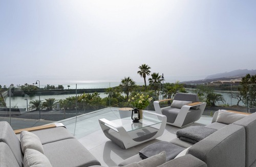 Guia de Isora Villa | Villa Abama Golf | Ocean Views | 18-Meter Infinity Pool with Glass Floor | Spacious Living and Dining Areas | Solarium and Outdoor Terraces | Tenerife