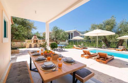 Lithakia Villa | Villa Adelasia by Villa Plus