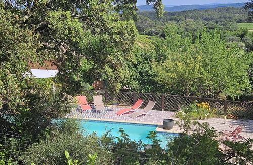 Cotignac House | Villa African Queen, Maison D'artiste à Cotignac