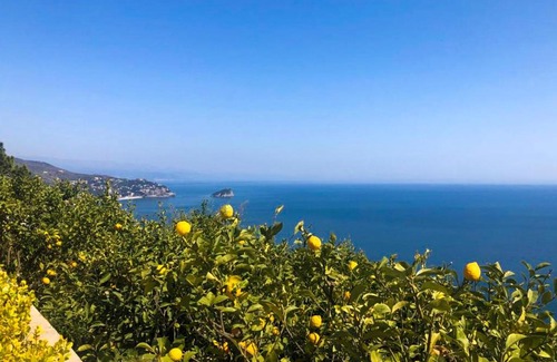 Groppino-Torbora Bed & Breakfast | VILLA AGA