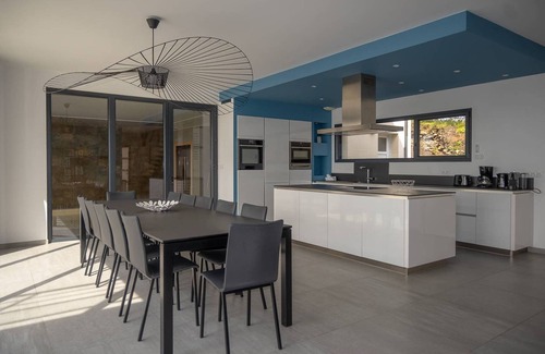 Pleumeur-Bodou Villa | Villa Agapanthes · Facing the sea, indoor pool.