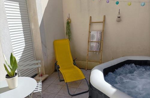 Calvisson House | Villa "Agathe" - 10 guests