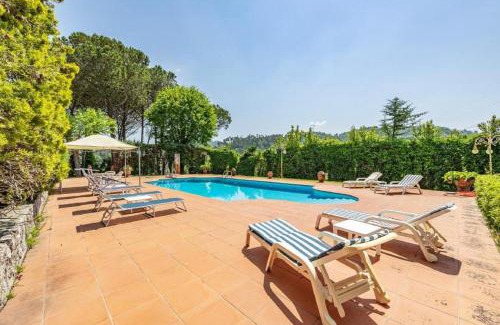 Camaiore Villa | Villa ai Boschetti by Mmega