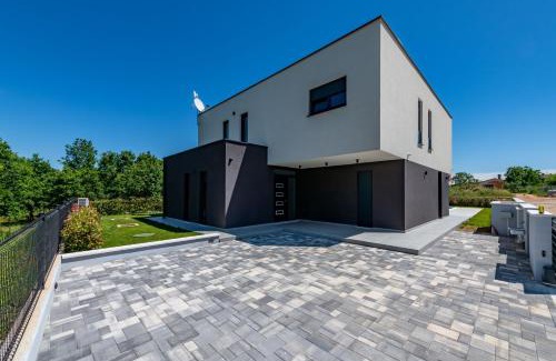 Liznjan Villa | Villa Alba, a luxurious and beautiful villa near the sea