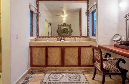 Playa Guitarron House | Villa Alejandra: Majestic house with private beach