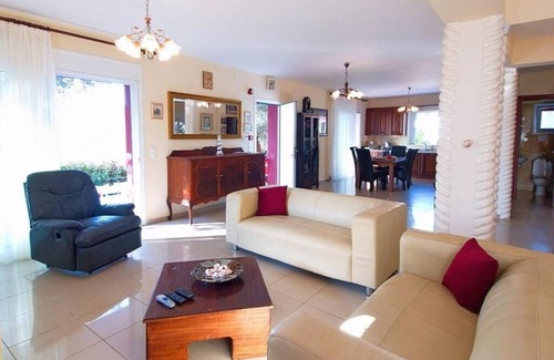 Kateleios Villa | Villa Aliona - Four Bedroom Villa, Sleeps 8