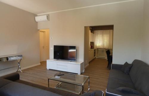 Forte dei Marmi House | Villa Allende in Forte dei Marmi