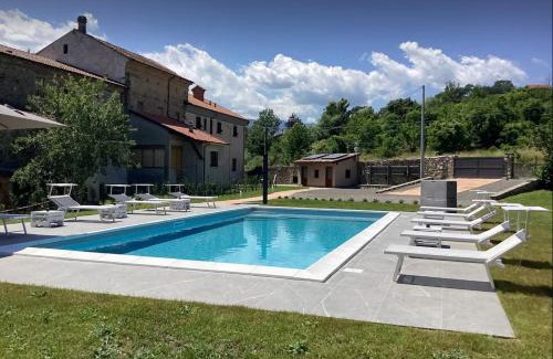 Filattiera House | Villa Amanda