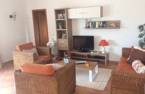 Caparica Villa | Villa Amaro Luxury four bedroom Villa with private pool 5 min drive to beach