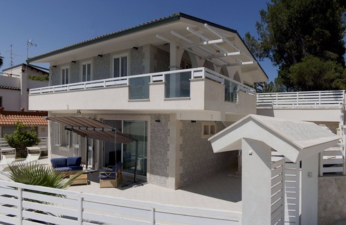 Punta Milocca Apartment | Villa Amateia Dione seafront Indep. apt. 2/4 people - Syracuse - Plemmirio Park