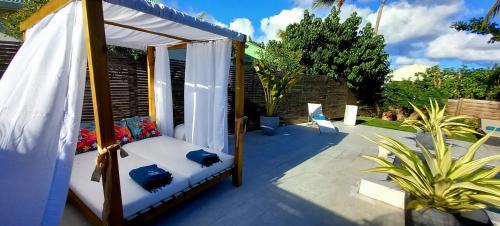 Orient Bay Villa | Villa Amour - Orient Bay beach