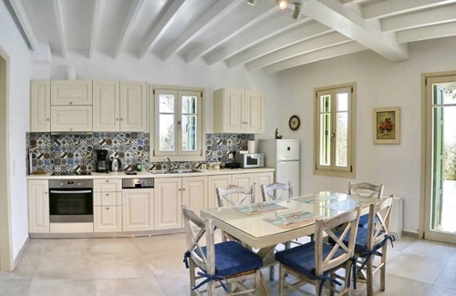 Ano Chalikas Villa | Villa Amphora - Three Bedroom Villa, Sleeps 6