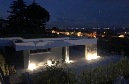 Bardolino House | VILLA ANDREA