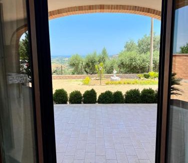 Mosciano Sant'Angelo Apartment | Villa Angela