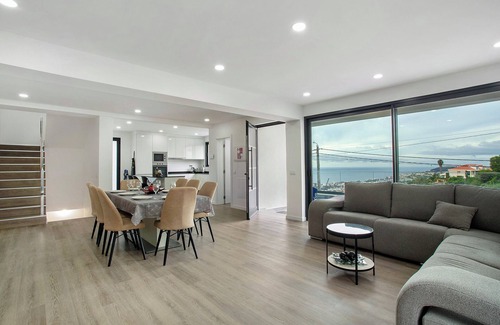 Monte Villa | Villa 'Angela' with Sea View, Private Pool and Wi-Fi