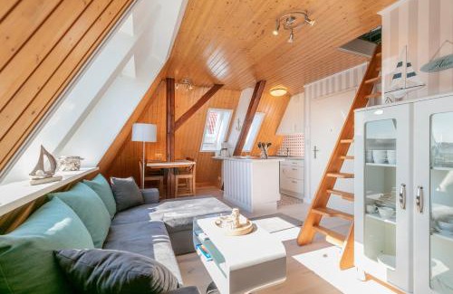 Burg auf Fehmarn Apartment | "Villa Anker" Dachgeschoss - links