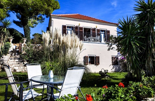 Mesovounia Villa | Villa Anna: Original old stone villa close to Fiskardo with private pool & views