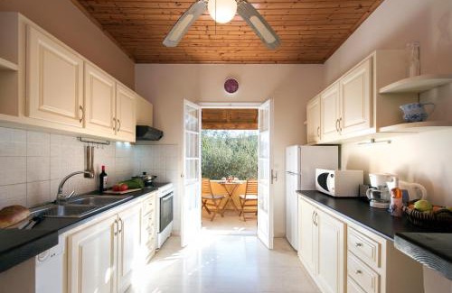 Kassiopi Villa | Villa Apleton