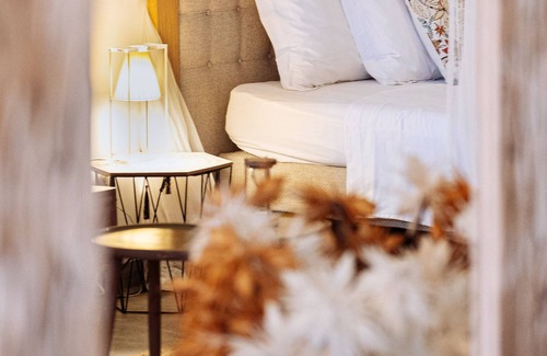 Fort-de-France Bed & Breakfast | VILLA APOLLINE/CHAMBRE DELUXE/Creole refinement