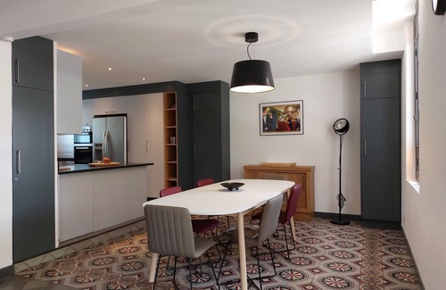 St.-Remy-de-Provence Villa | Villa Art-Déco, 5 mn walk from the city center of Saint-Rémy- Pool, Clim - 4ps