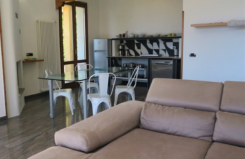 Gardola Villa | Villa Arianna, privacy with amazing lake view, swimming pool, barbecue, parking.