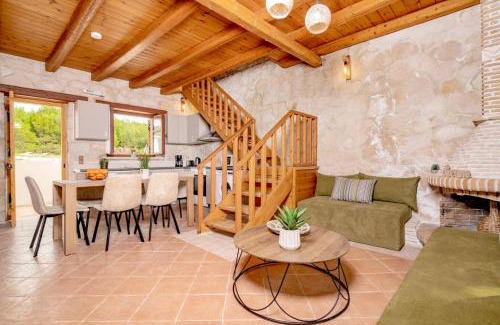 Agia Marina Villa | Villa Artemisia by Villa Plus