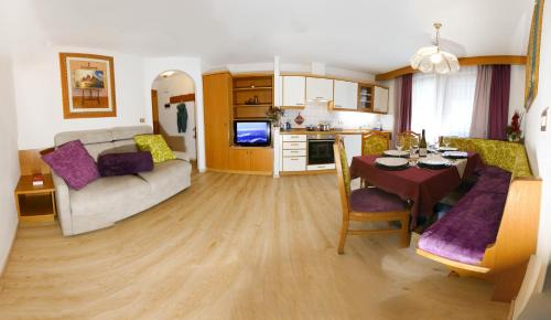 Campitello di Fassa Apartment | Villa Artic Apartments