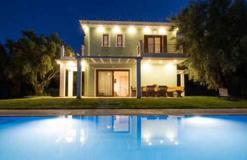Lygia Villa | Villa Asprolia