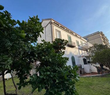 Torre Annunziata House | Villa Astrea