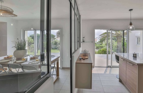 Chateau-d'Olonne Villa | Villa au calme, proche de la mer