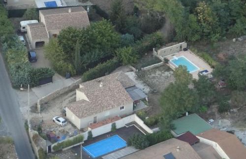 Serviers-et-Labaume Villa | villa au calme à l'entrée d'Uzès