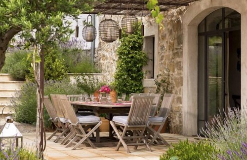 Montlaur Villa | Villa Aude - Eight Bedroom Villa, Sleeps 16