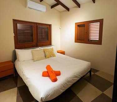 Santa Cruz House | Villa Autentico Aruba