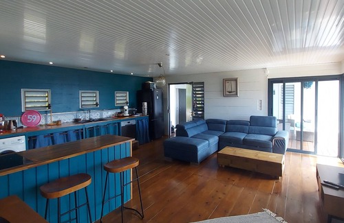 Trois-Rivieres House | Villa Authentique Avec vue mer Imprenable et Piscine Privée