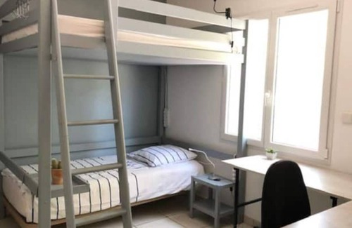 Langlade Villa | Villa Avec Piscine, Billard & Babyfoot