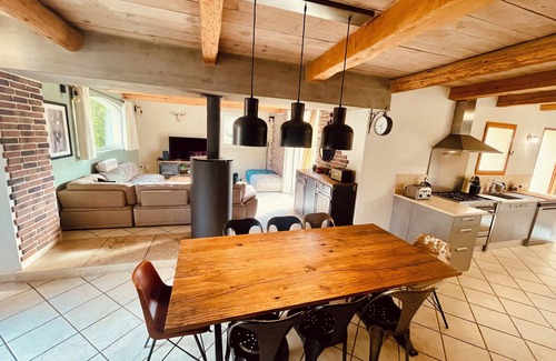 Aubagne House | Villa Avec Piscine et Dépendance au Pied des Collines de Pagnol