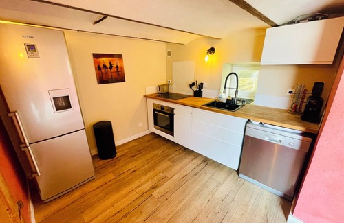 Aubagne House | Villa Avec Piscine et Dépendance au Pied des Collines de Pagnol