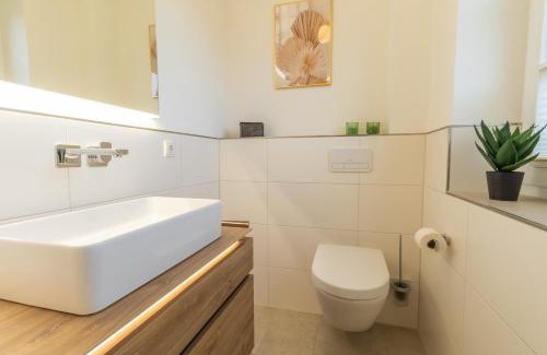 Lohme House | Villa BalticBliss auf Rügen - direkt am Golplatz mit Sauna und Jacuzzi