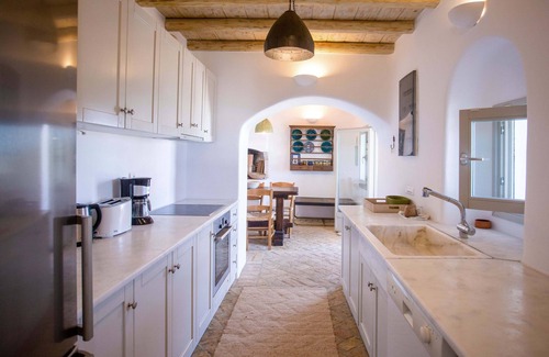 Drafaki Villa | Villa Baroness in Mykonos Town