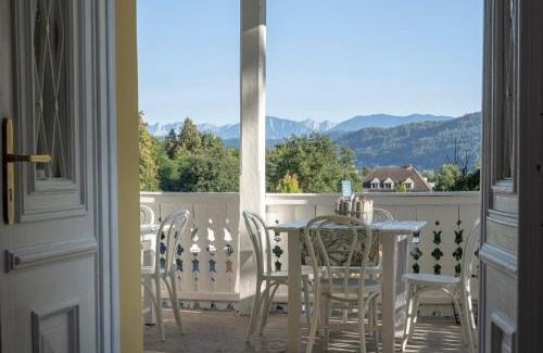 Poertschach am Woerthersee House | Villa Bella Vista - Apartment Green