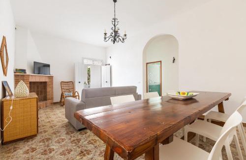 Campomarino di Maruggio House | Villa Bella Giulia by BarbarHouse