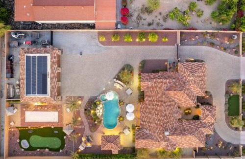 Palm Desert House | Villa Bella - Private Estate in the Heart of Palm Desert, Outdoor Amenities, Gym, Game Room