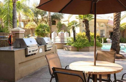 Paradise Valley Village Apartment | Villa Bella Terra condo